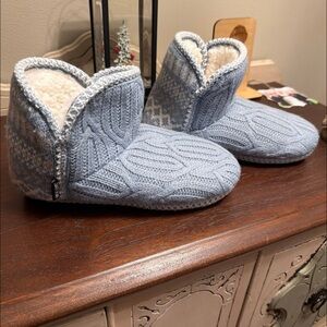 Cozy Blue Knit Slipper Boots